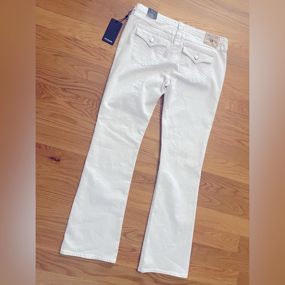 True Religion Women's bootcut mid rise 32 NWT